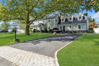 222 Bay Avenue, Bayport, NY 11705 - Photo 1