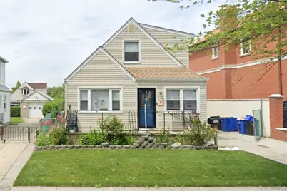 166-51 20th Rd, Whitestone, NY 11357 - Photo 1