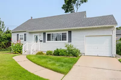 159 Columbus Avenue, West Babylon, NY 11704 - Photo 1