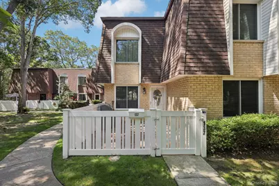 137 Golf Lane, Medford, NY 11763 - Photo 1