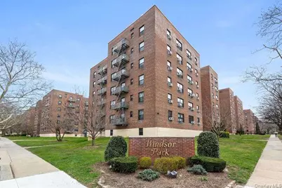 73-45 210th Street #3F, Bayside, NY 11364 - Photo 1