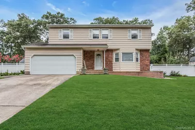 10 Elan Lane, Ronkonkoma, NY 11779 - Photo 1