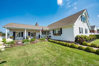 900 4th Street, West Babylon, NY 11704 - Photo 1