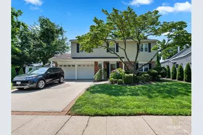 18 Shubert Lane, Bethpage, NY 11714 - Photo 1