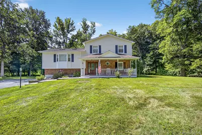 20 Pinebrook Loop, Hopewell Junction, NY 12533 - Photo 1