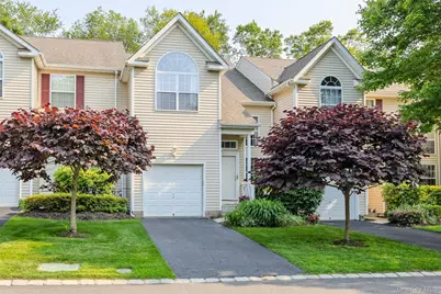 10 Cranberry Circle, Medford, NY 11763 - Photo 1