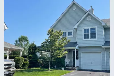 9 Summerfield Circle #9, Central Islip, NY 11722 - Photo 1