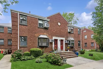 16-10 160th Street #686, Whitestone, NY 11357 - Photo 1