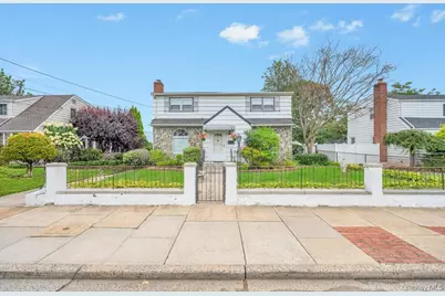 87 Underhill Avenue, Hicksville, NY 11801 - Photo 1