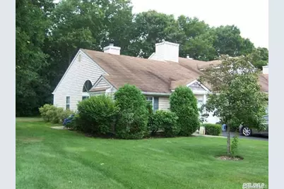 540 Race Place, Oakdale, NY 11769 - Photo 1