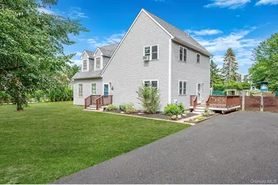 192 Arrowhead Avenue, Riverhead, NY 11901 - Photo 1