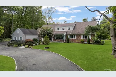 8 August Lane, Old Westbury, NY 11568 - Photo 1