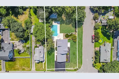 48 Vernon Street, Patchogue, NY 11772 - Photo 1