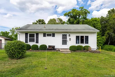 52 Van Wyck Drive, Poughkeepsie, NY 12601 - Photo 1