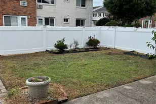 452 Dawson Ln, Jericho, NY 11753 - Photo 8