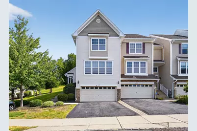 1802 Hawthorn Way, New Windsor, NY 12553 - Photo 1