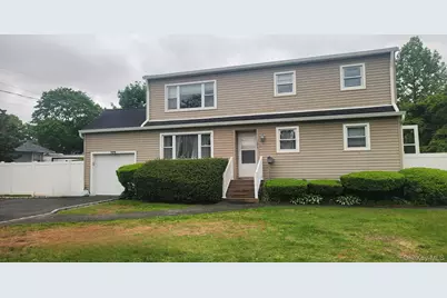 296 Old Farmingdale Road, West Babylon, NY 11704 - Photo 1