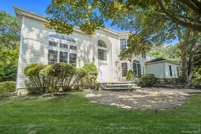 11 Cobbler Lane, East Setauket, NY 11733 - Photo 1