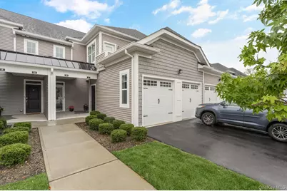 17 Seasons Way #17, Dix Hills, NY 11746 - Photo 1