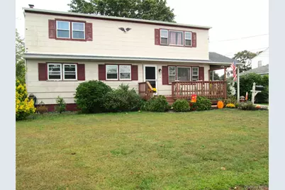 353 49th Street, Lindenhurst, NY 11757 - Photo 1