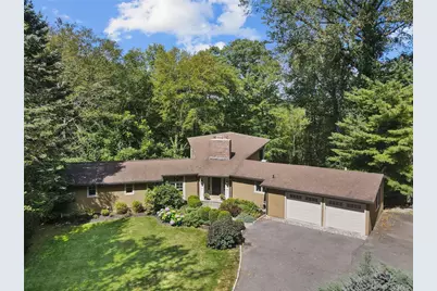 4 Yale Place, Armonk, NY 10504 - Photo 1