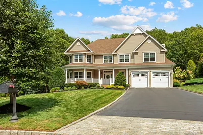 4 Dreamworks Court, Northport, NY 11768 - Photo 1