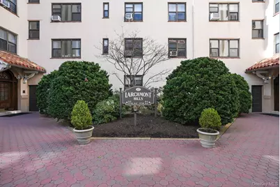 17 N Chatsworth Avenue #4L, Larchmont, NY 10538 - Photo 1