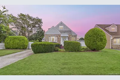 81 Cedarlawn Boulevard, Valley Stream, NY 11580 - Photo 1