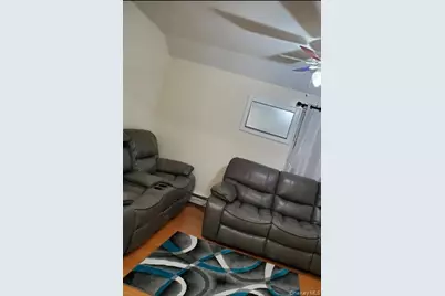 142-12 Hook Creek Boulevard, Rosedale, NY 11422 - Photo 4