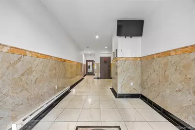 13812 Northern Boulevard #5B, Flushing, NY 11354 - Photo 1