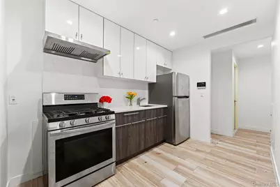 140-20 Cherry Ave #3B, Flushing, NY 11355 - Photo 1