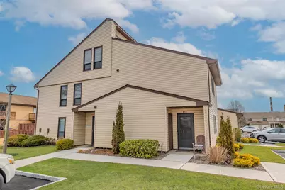 100 Daly Boulevard #2410, Oceanside, NY 11572 - Photo 1