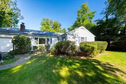 8 Oakway Drive, Stony Brook, NY 11790 - Photo 1