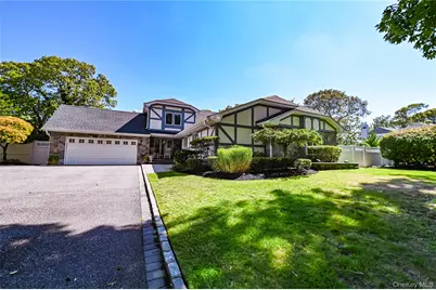 15 Weatherstone Way, Smithtown, NY 11787 - Photo 1