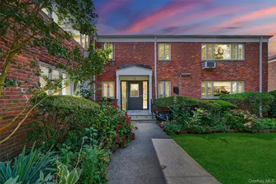 72 Lawrence Court #D, White Plains, NY 10603 - Photo 1