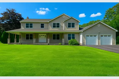 14 Wessel Lane, Medford, NY 11763 - Photo 1