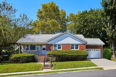 59 Bayview Place, New York, NY 10304 - Photo 1