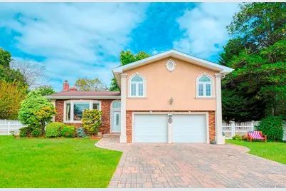 7 Maxwell Drive, Westbury, NY 11590 - Photo 1