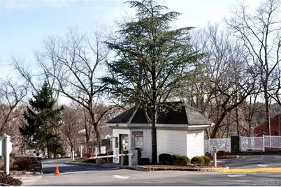 500 High Point Drive #309, Hartsdale, NY 10530 - Photo 30