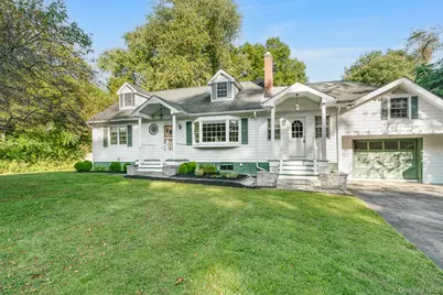 16 Reno Road, Poughkeepsie, NY 12603 - Photo 1