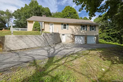 62 Hillcrest Drive, Poughkeepsie, NY 12603 - Photo 1