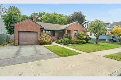 42 Clark Street, Poughkeepsie, NY 12601 - Photo 1