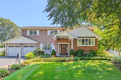 7 Hartland Avenue, Huntington Station, NY 11746 - Photo 1