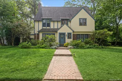 187 Moore Avenue, Freeport, NY 11520 - Photo 1