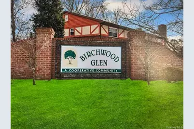 18 Glen Hollow Dr #F9, Holtsville, NY 11742 - Photo 1