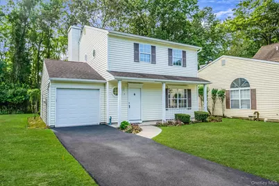 7 Mallard Path, Coram, NY 11727 - Photo 1