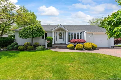 24 S Windhorst Avenue, Bethpage, NY 11714 - Photo 1