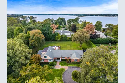 532 E Shore Road, Great Neck, NY 11024 - Photo 1