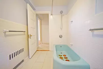 21 Lake Avenue #2, Yonkers, NY 10703 - Photo 16