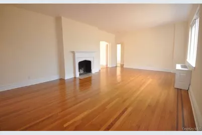 155 Garth Road #5H, Scarsdale, NY 10583 - Photo 1